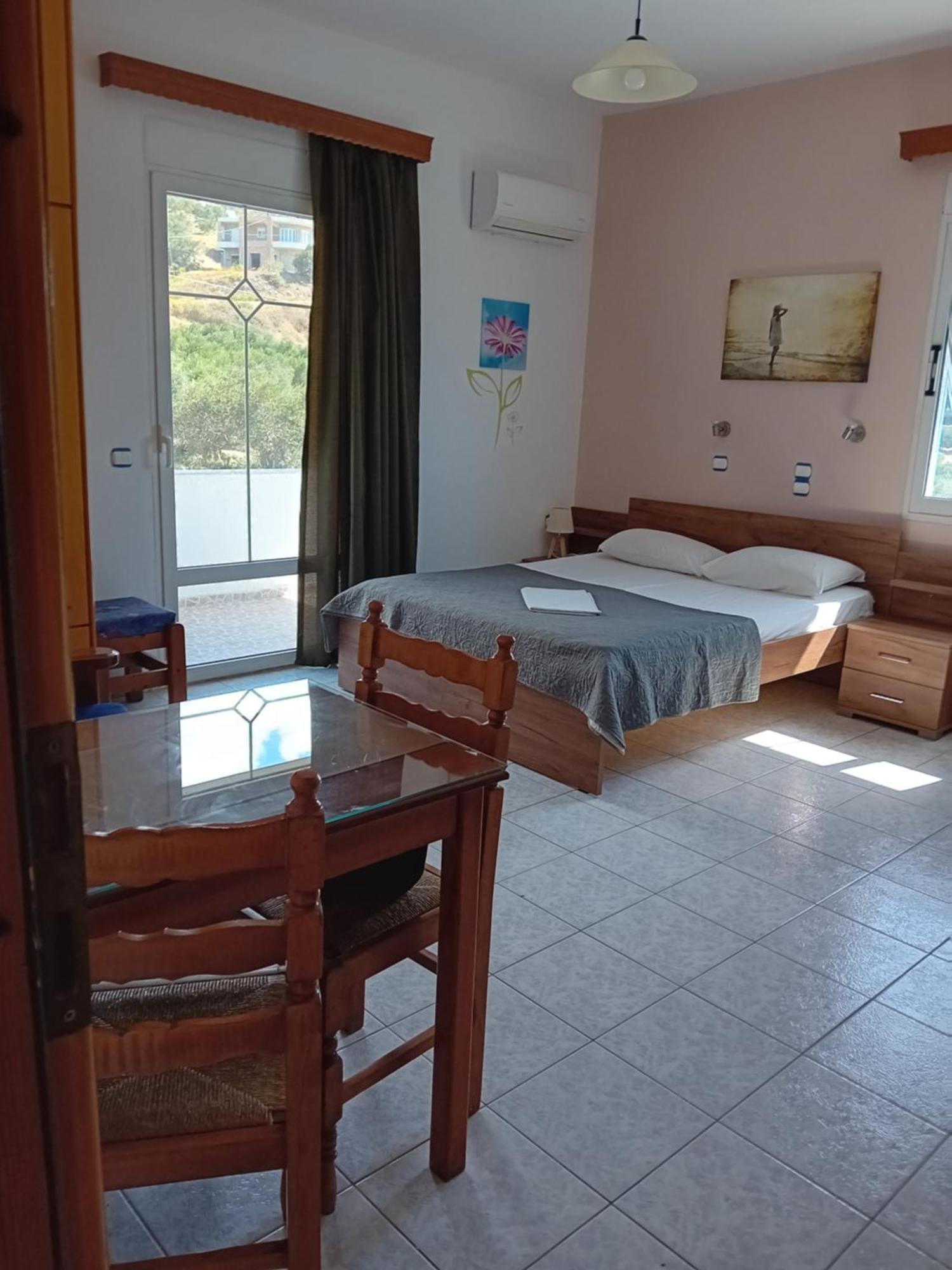Galini Apartments Плакиас Экстерьер фото